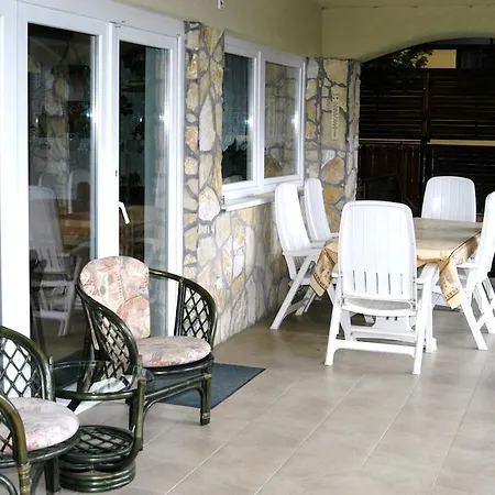 B&B Hegyesi Vendeghaz