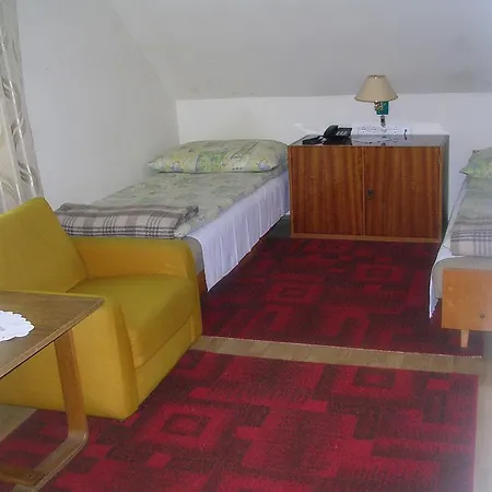 Hegyesi Bed and breakfast